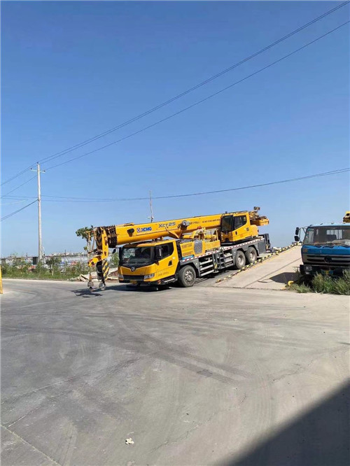 清河区吊车作业时，可能会产生哪些额外收费项目？