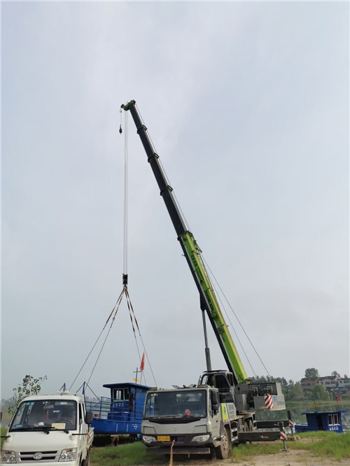 清河区桥梁建设吊装案例